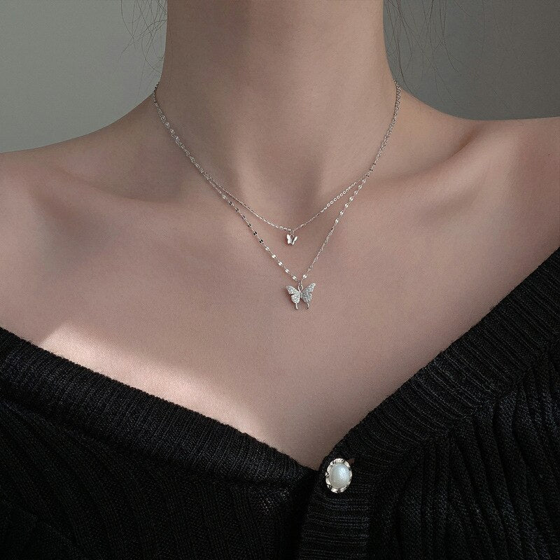 Tutaru - Hollow Butterfly Zircon Shining Animal Necklace