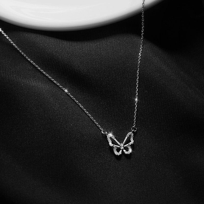 Tutaru - Hollow Butterfly Zircon Shining Animal Necklace